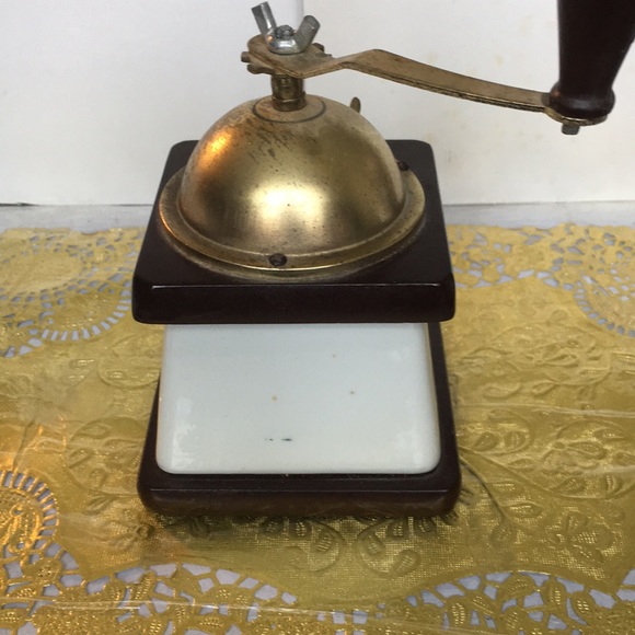 Coffee Mill/Grinder - Picture 4 of 7